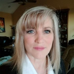 Meet your Posher, Tina